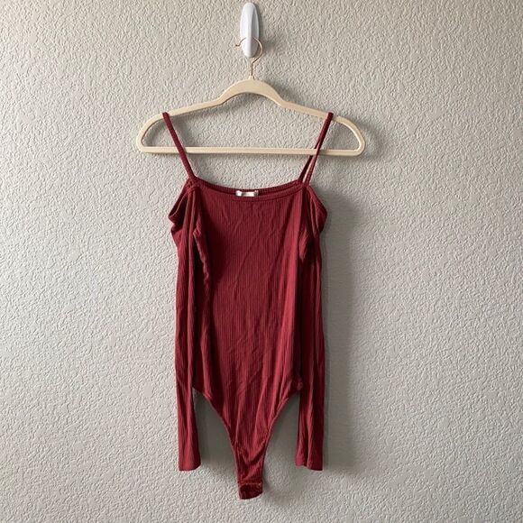 Bozzolo Off the Shoulder Body Suit - Picture 1 of 5
